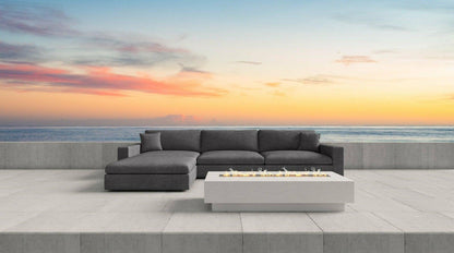 B- Lounge Outdoor sectional By Thomas Dawn