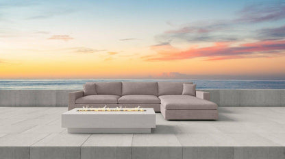 B- Lounge Outdoor sectional By Thomas Dawn