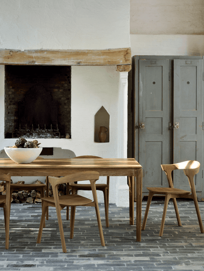 Bok extendable dining table