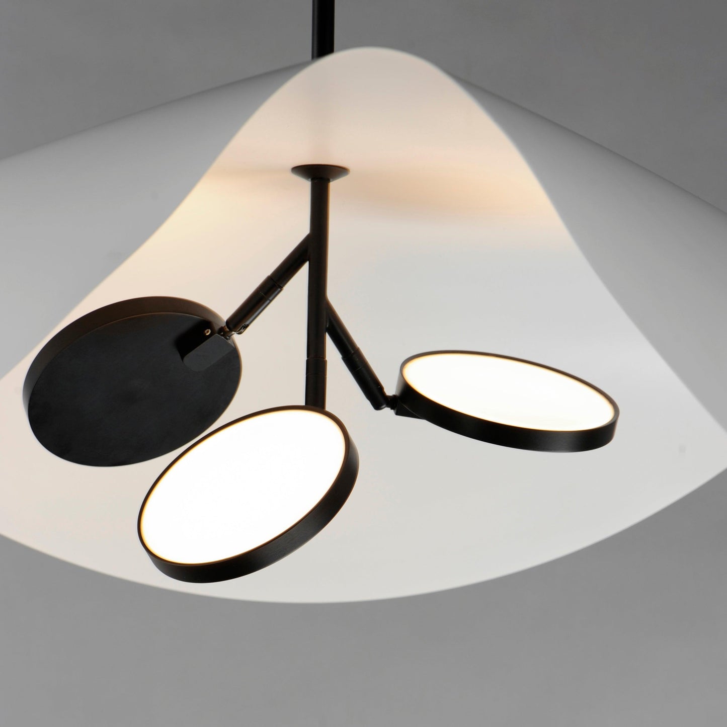 CARMEN 32 LED PENDANT