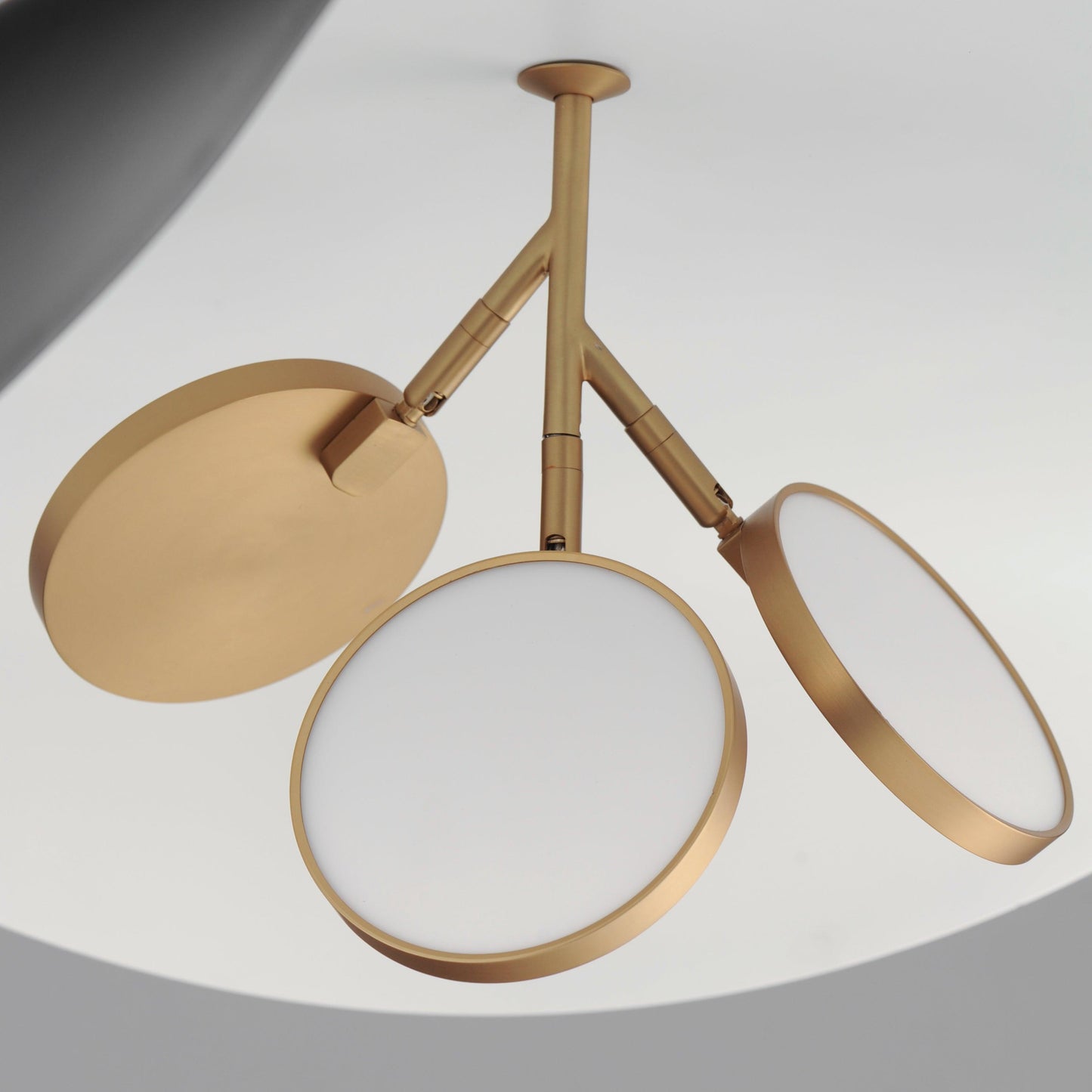 CARMEN 32 LED PENDANT