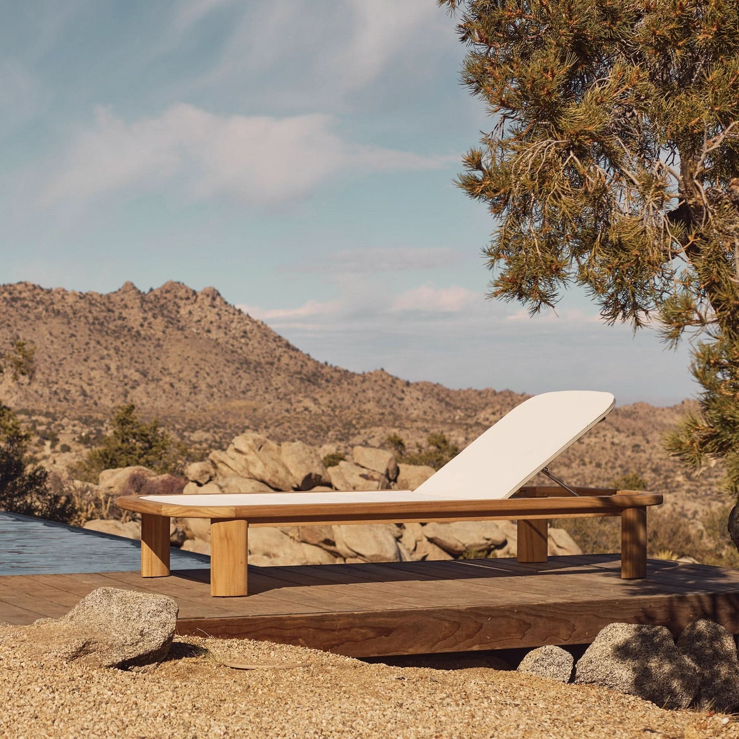 Chloe Mesh Sun Lounge