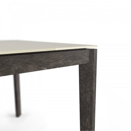 Clo'e Table