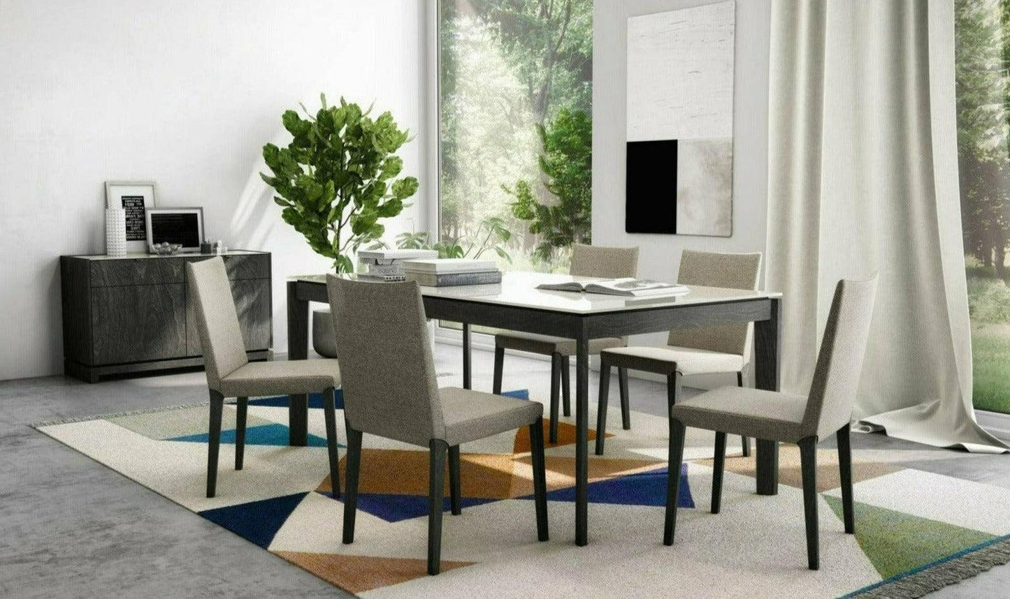 Clo'e Table