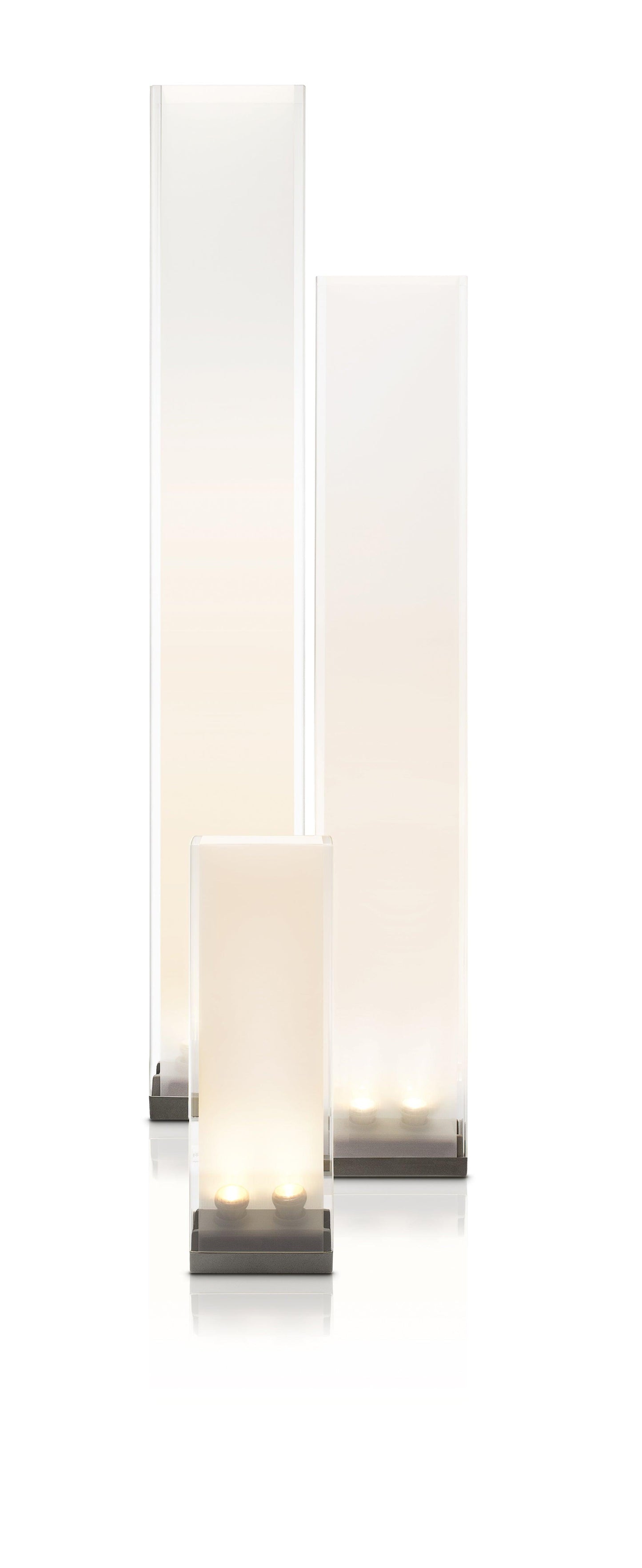 Cortina Floor Lamp