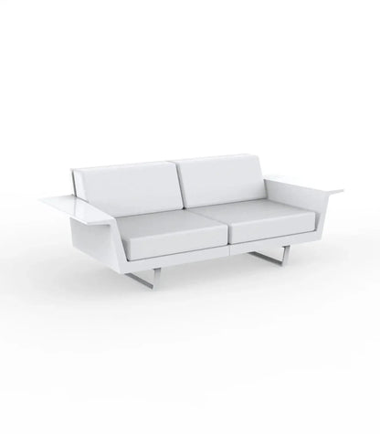Delta Sectional