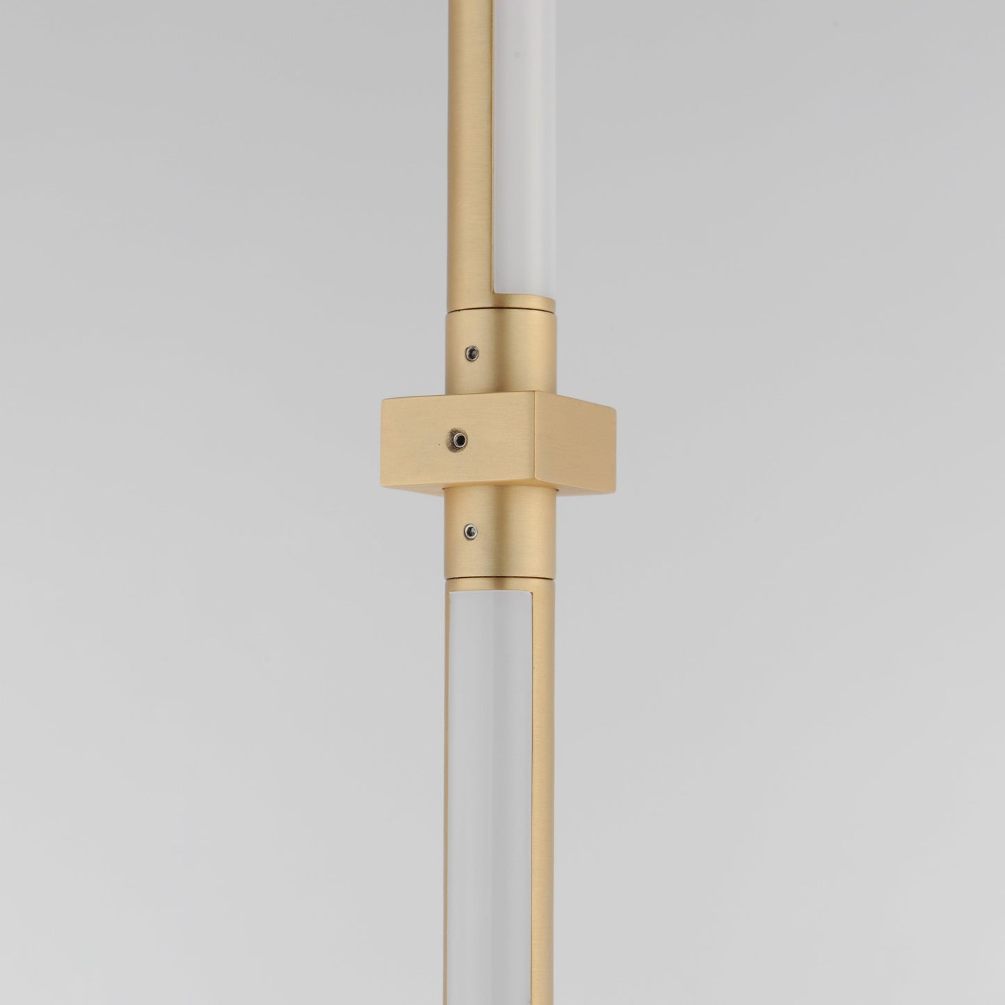 DORIAN 48 VERTICAL LED PENDANT