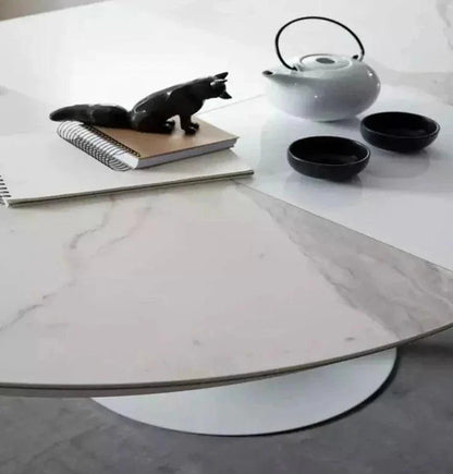 Eclipse Dining Table By Ozzio