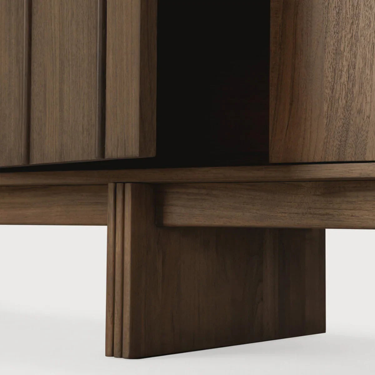 Pillar Sideboard