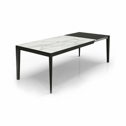 Hemrik Dining Table
