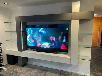 Huntington Entertainment Unit 1