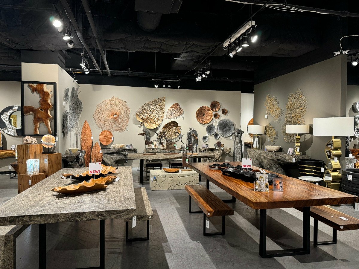 Colossal Cast Root on Stand