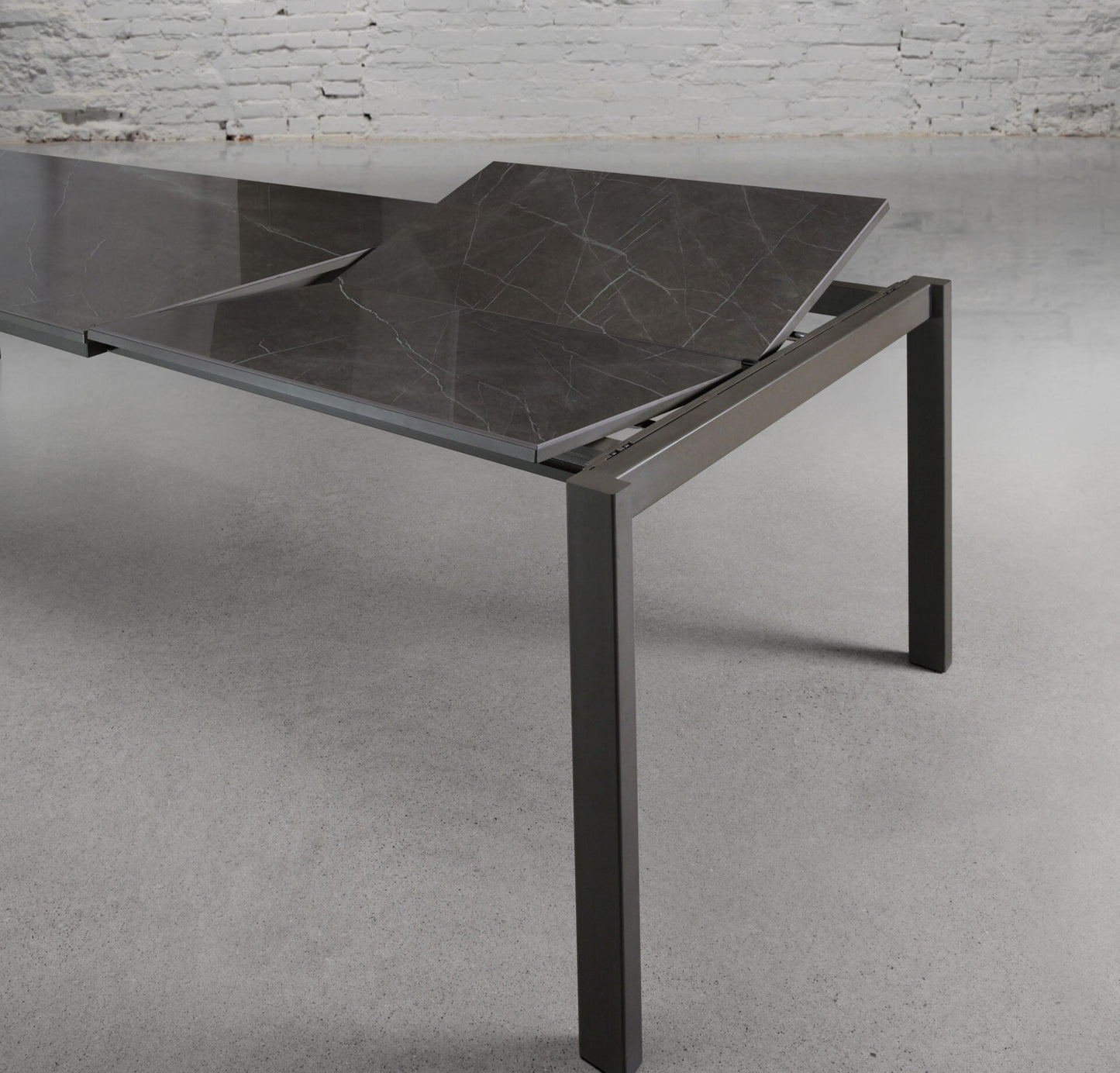 Infinite Extendable Dining Table