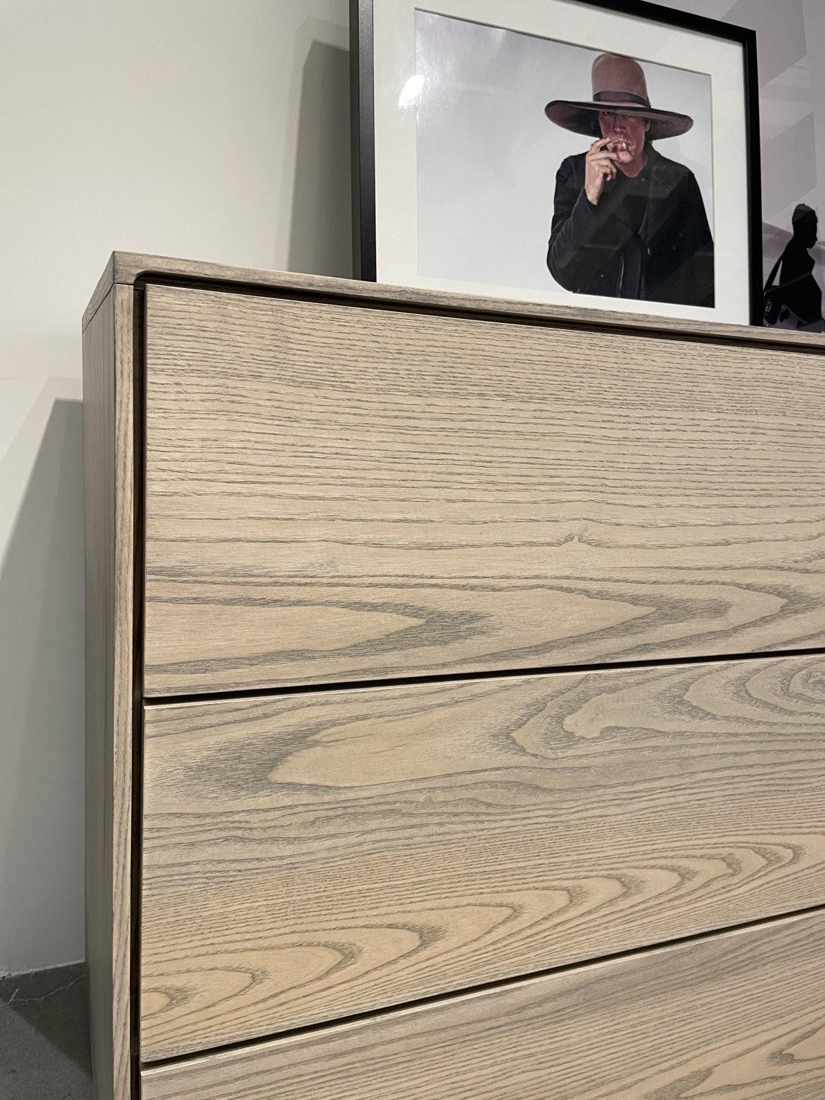 JACK 6 DRAWER DRESSER