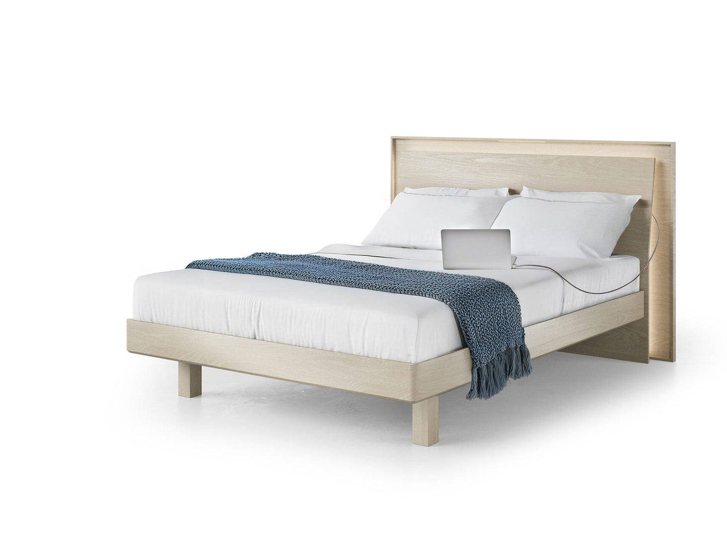 KAVA 9617 Queen Bed
