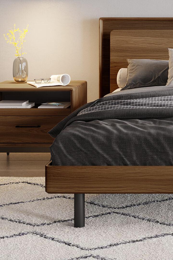 LINQ 9117 Up-LINQ Queen Bed