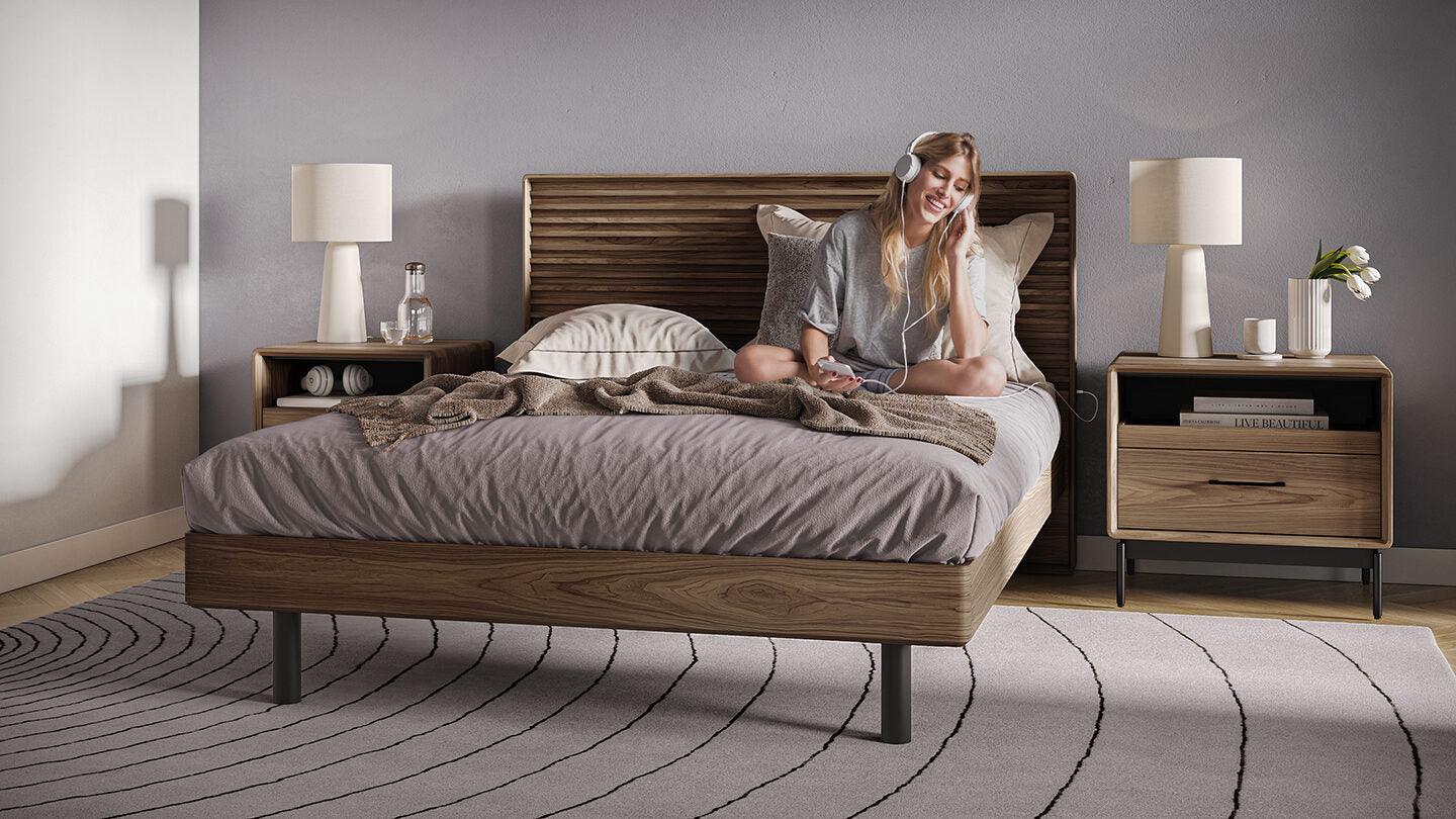 LINQ 9127 Cross-LINQ Queen Bed