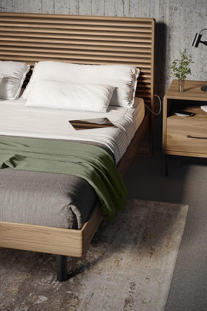 LINQ 9127 Cross-LINQ Queen Bed