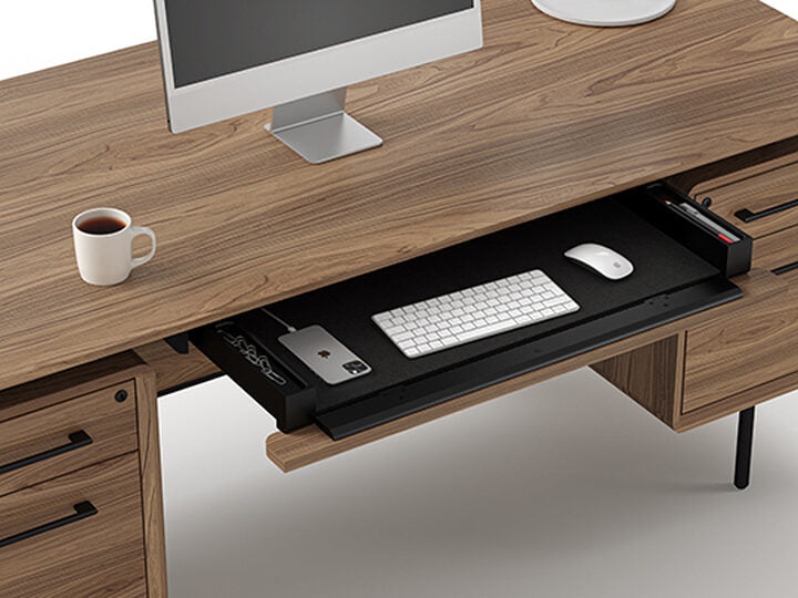 LINQ 6821 Executive Desk