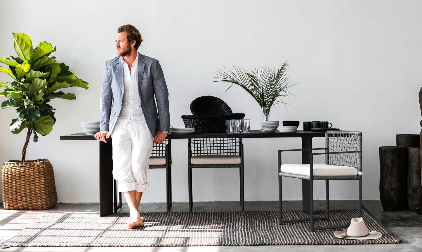 LOOP DINING CHAIR
