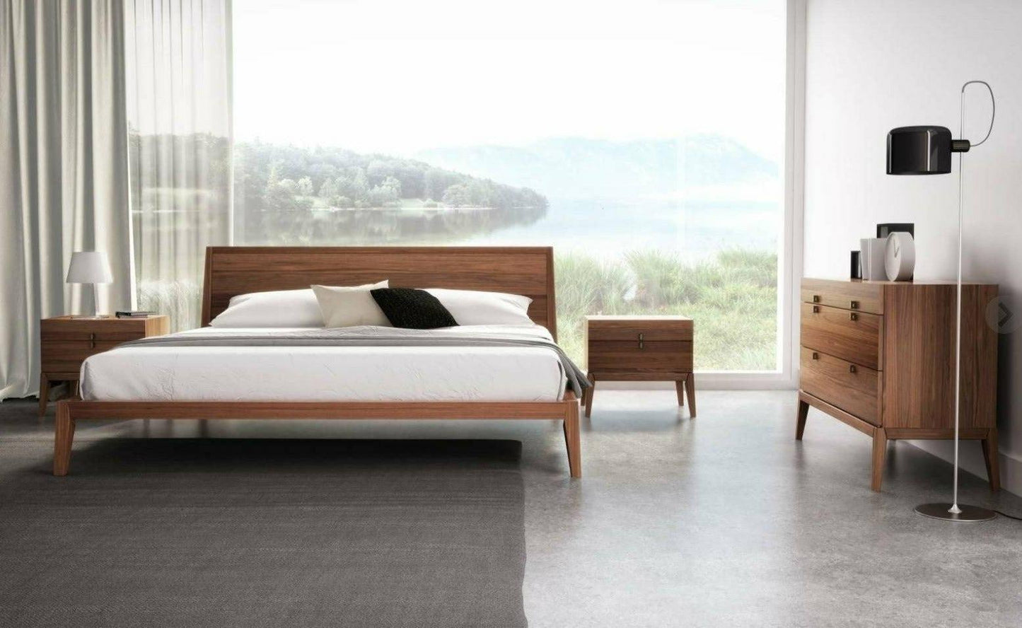 Moment Bed