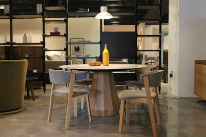 Memento Dining Table
