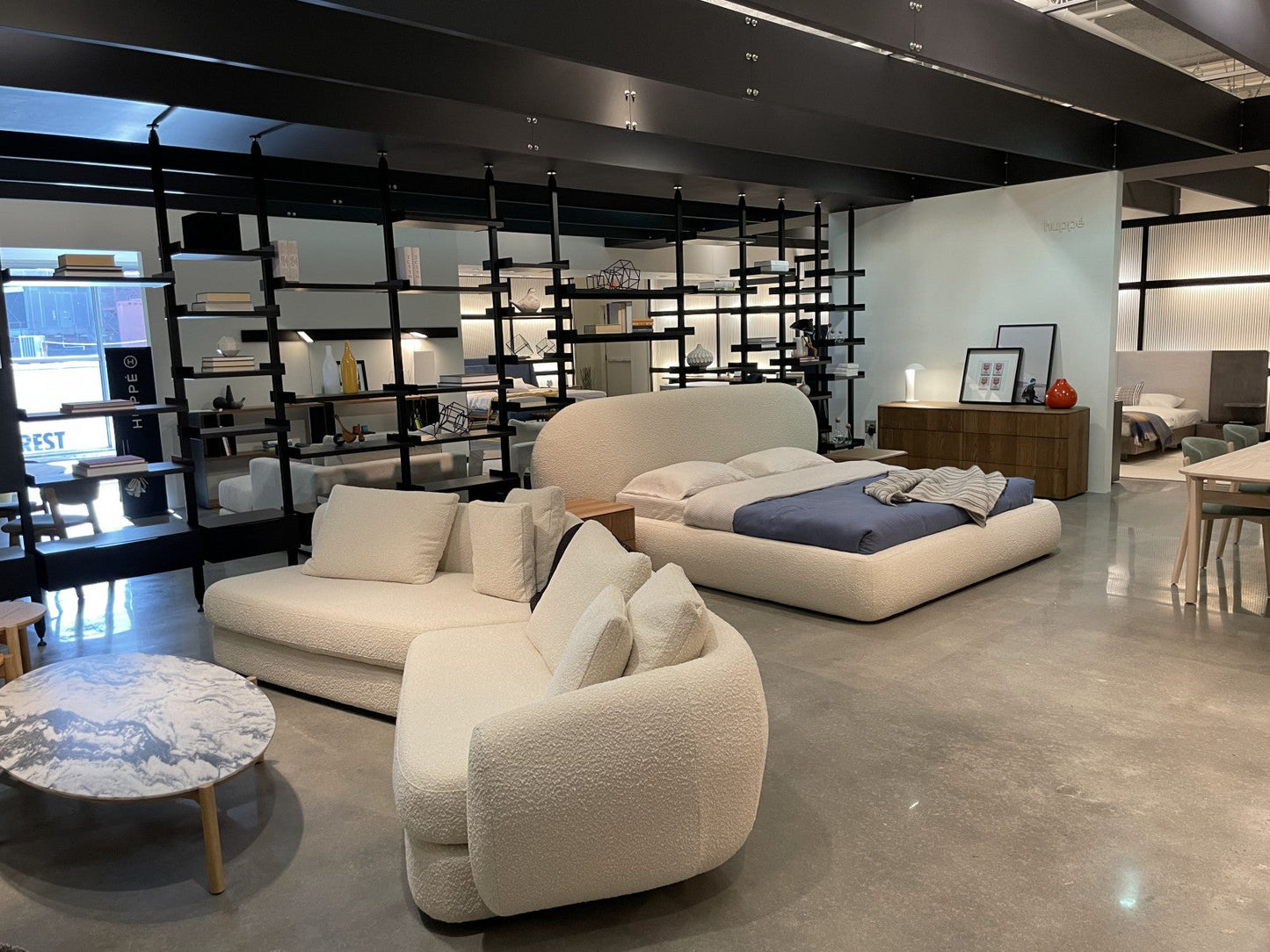 Simone Bed