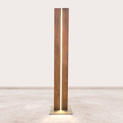 ONE FLOOR LAMP