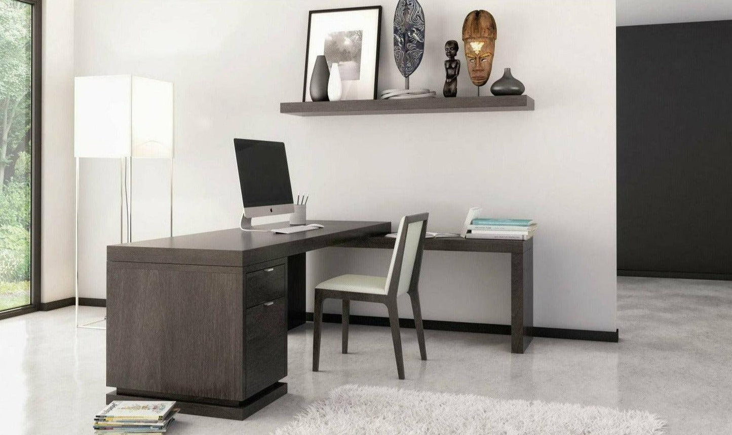 OTELLO FRONT DESK