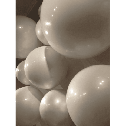 Pearl White Wall Décor