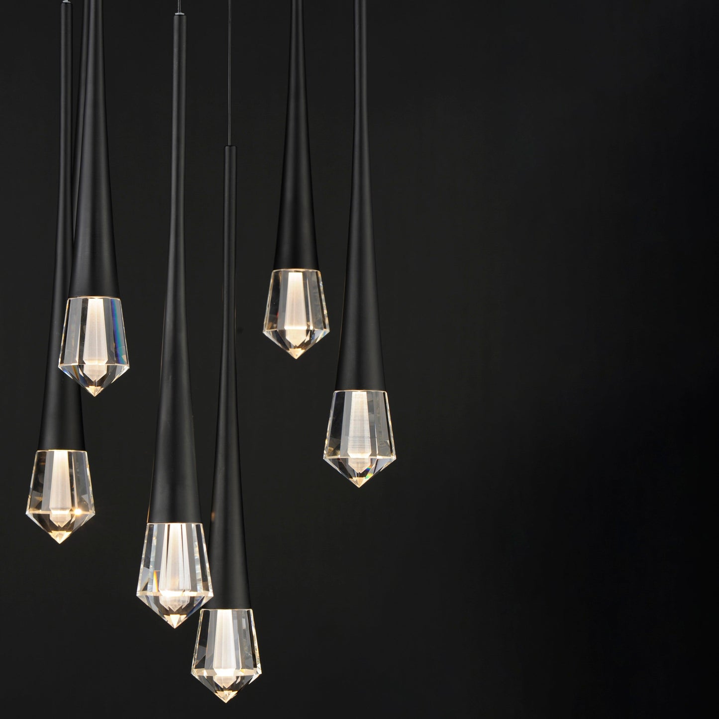 PIERCE 12-LIGHT LED PENDANT