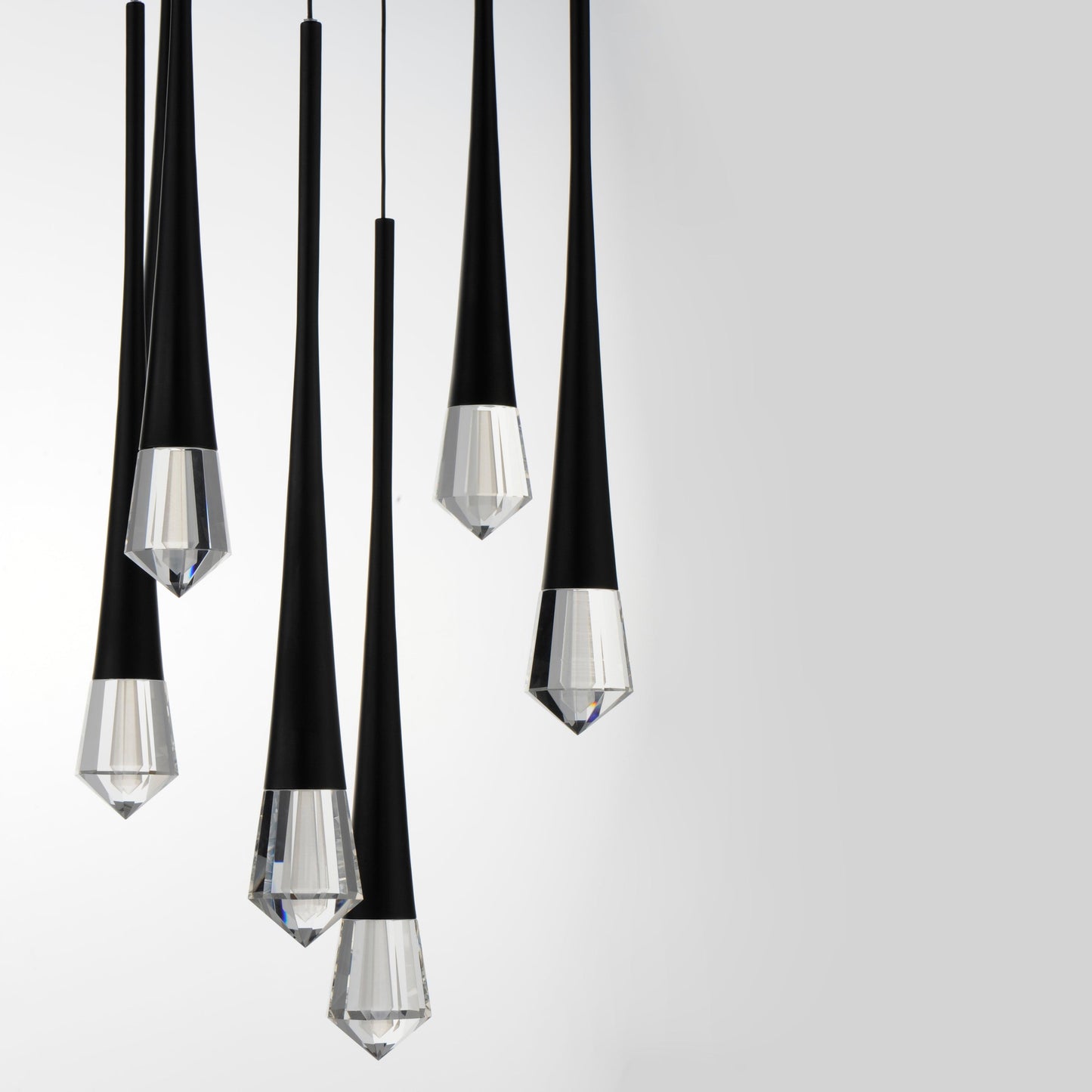 PIERCE 9-LIGHT LED PENDANT