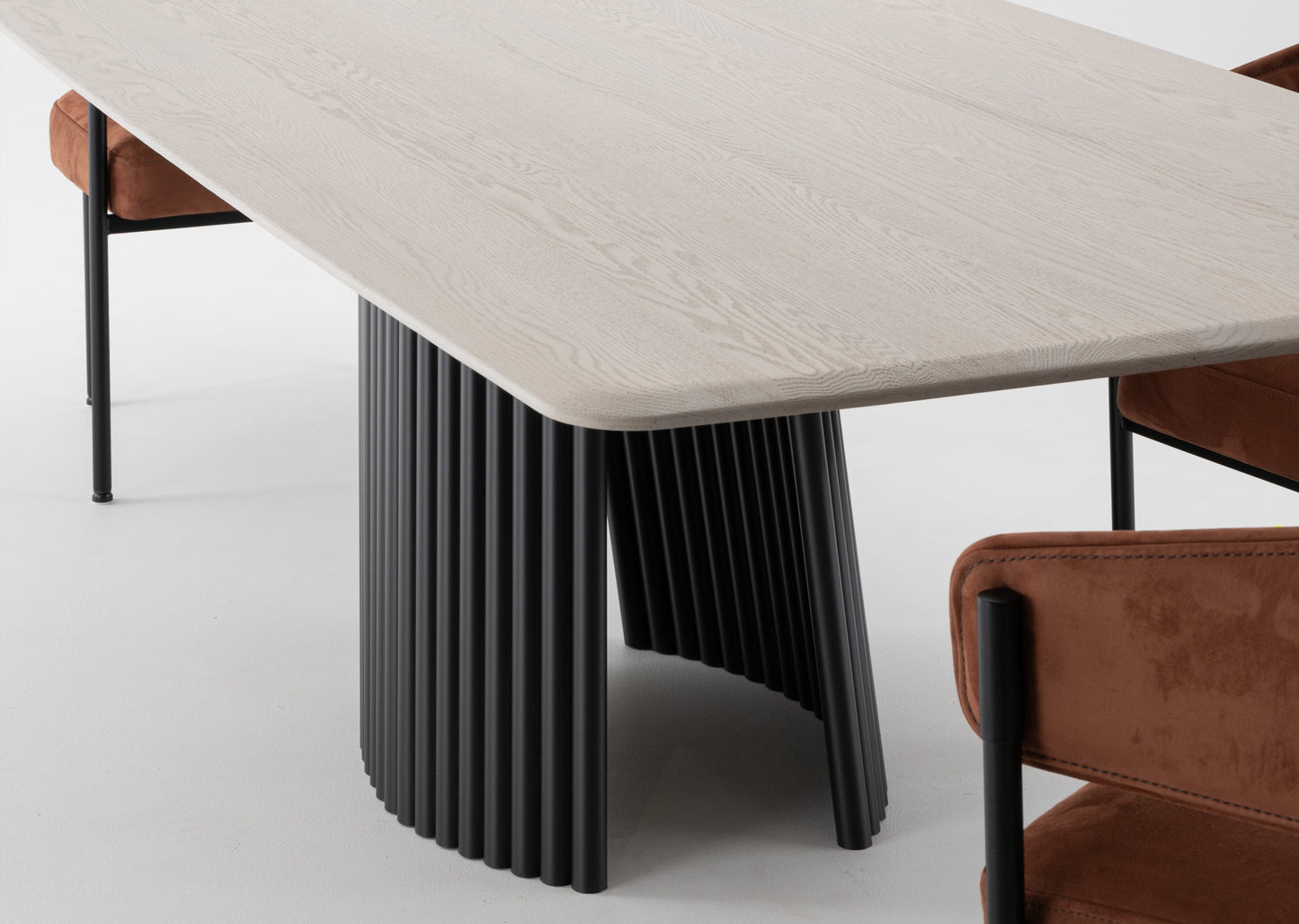 Pisa Dining Table