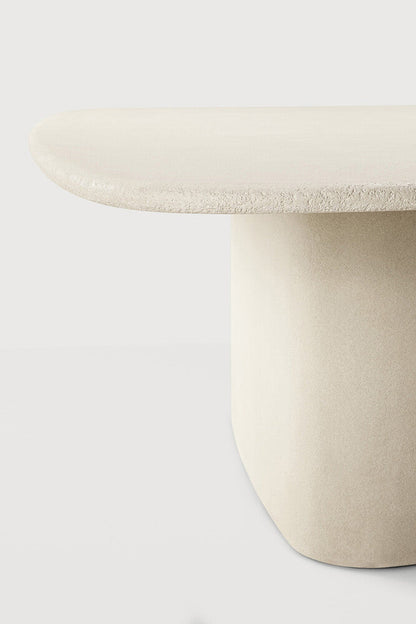 Elements dining table