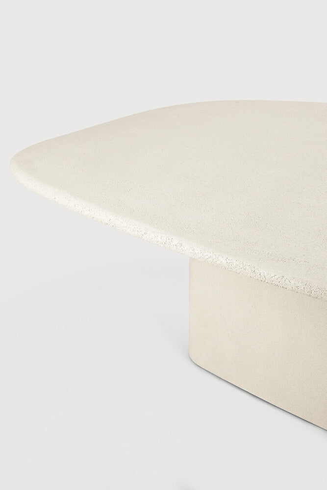 Elements dining table