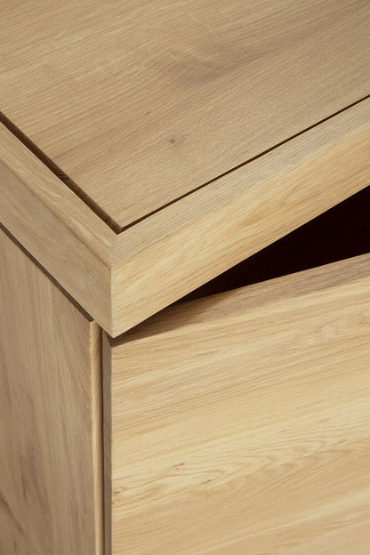 Burger sideboard