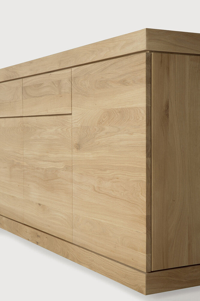 Burger sideboard