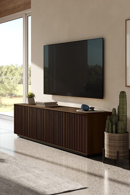 Profile™ 8479 Media Console