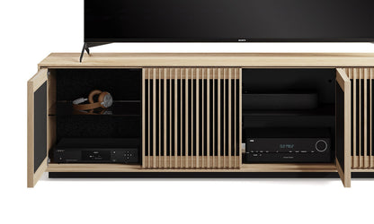 Profile™ 8479 Media Console