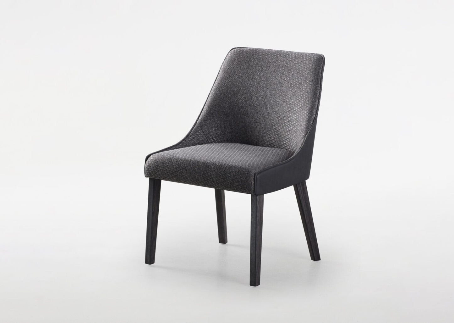 Sara I Plus Chair