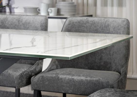 Spitrit Table