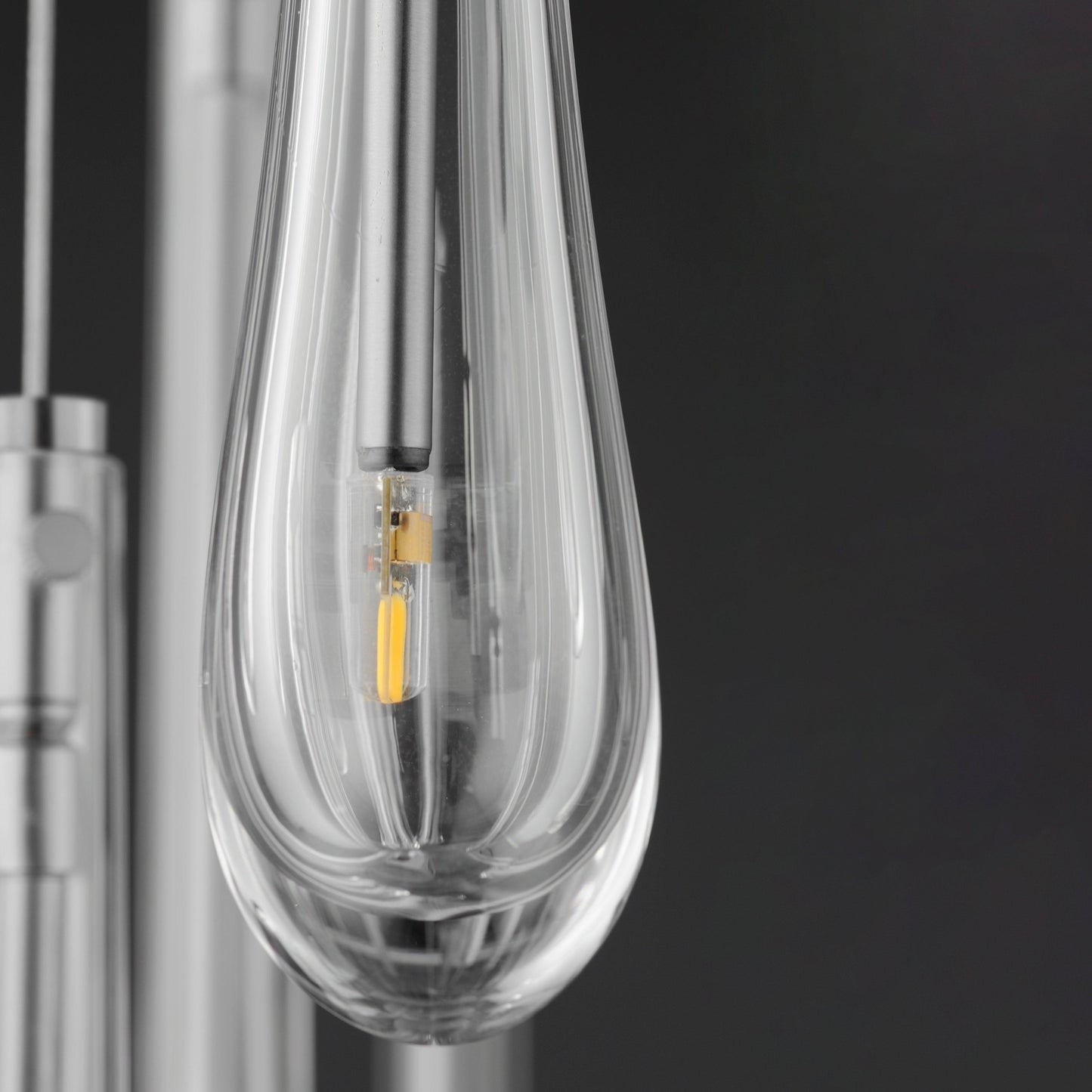 STILLO 9-LIGHT LED PENDANT