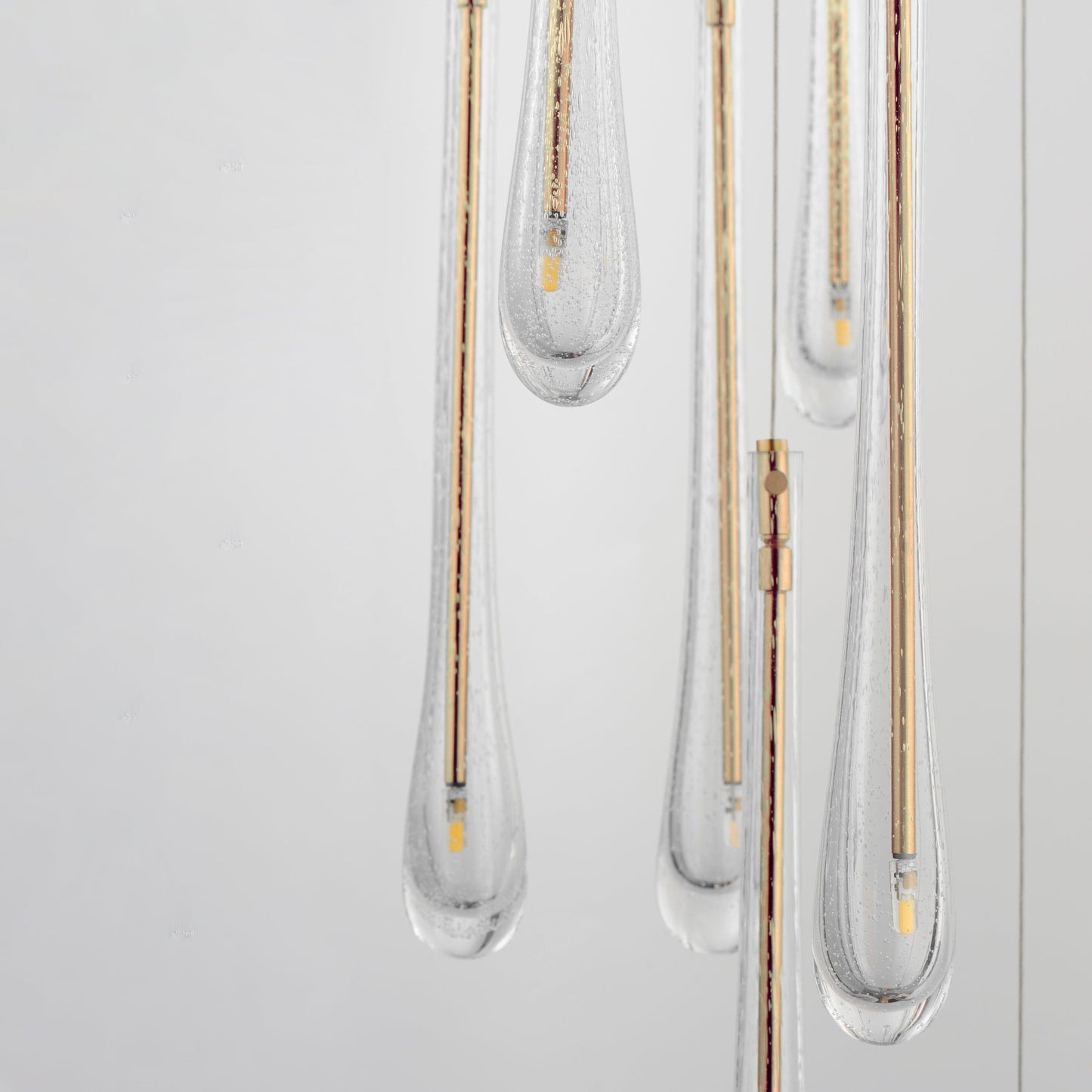 STILLO 9-LIGHT LED PENDANT