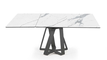 Turning Extensible Dining Table