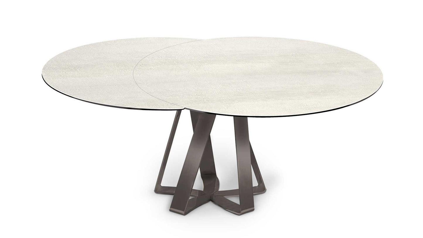 Turning Extensible Dining Table