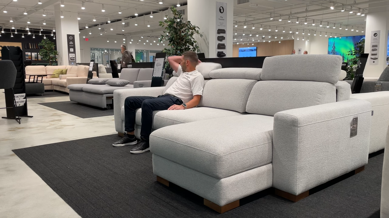 Elliot Queen Size Sleeper Sectional